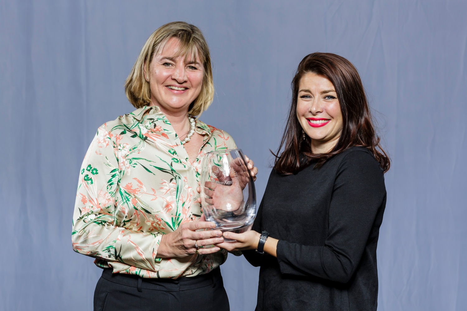 Madeleine Waters (left) representing Wines of Tejo and Ellie Smith from Phaidon